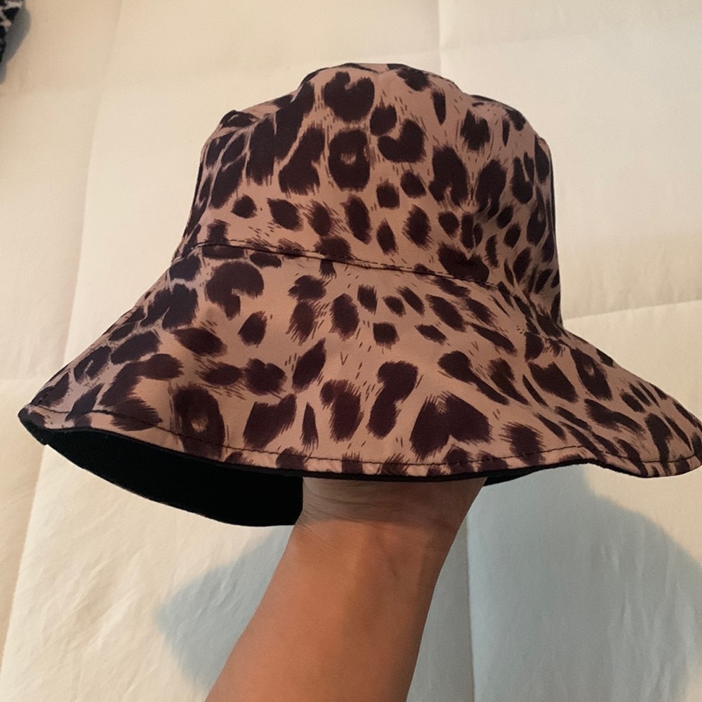 Cheetah Print Bucket hat